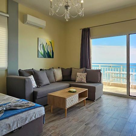 Hara Apartment In Front Of The Beach Paralía المظهر الخارجي الصورة