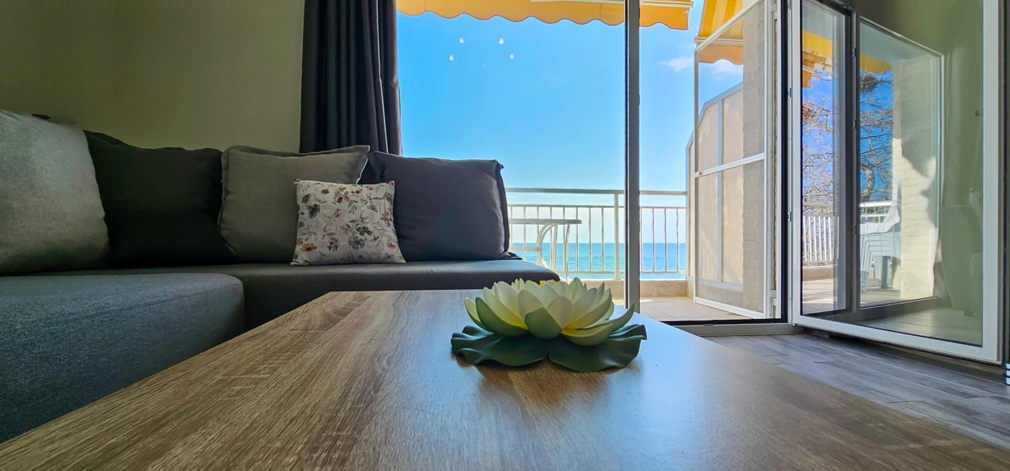 Hara Apartment In Front Of The Beach Paralía المظهر الخارجي الصورة