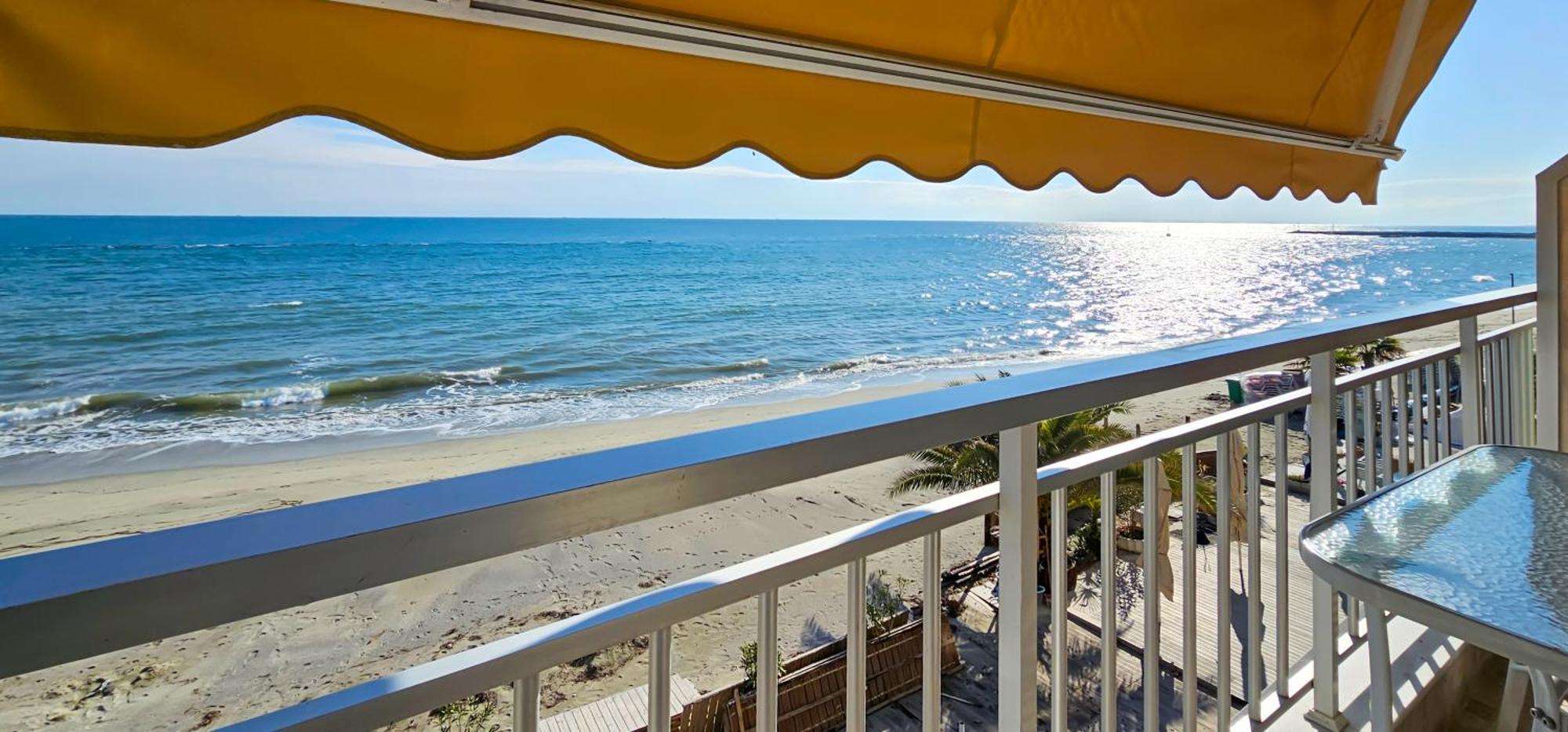 Hara Apartment In Front Of The Beach Paralía المظهر الخارجي الصورة